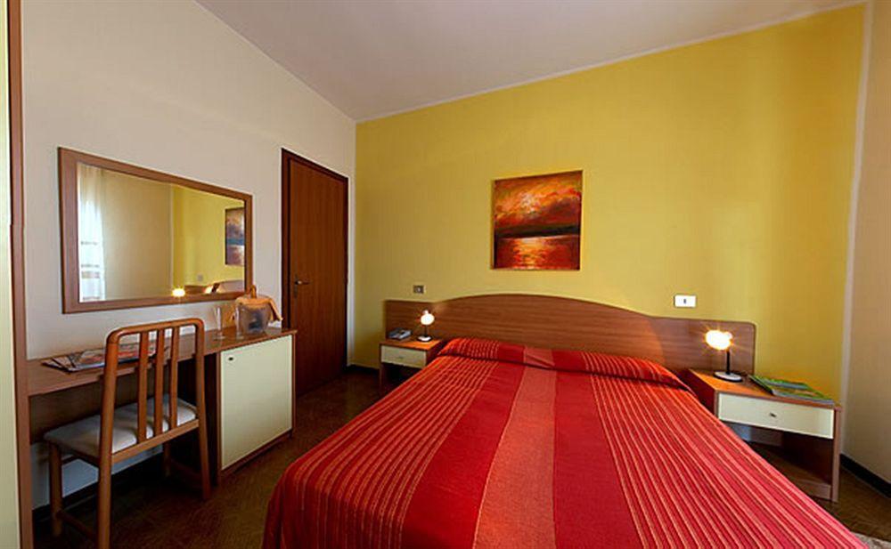 Hotel Nazionale Lido di Jesolo Kültér fotó
