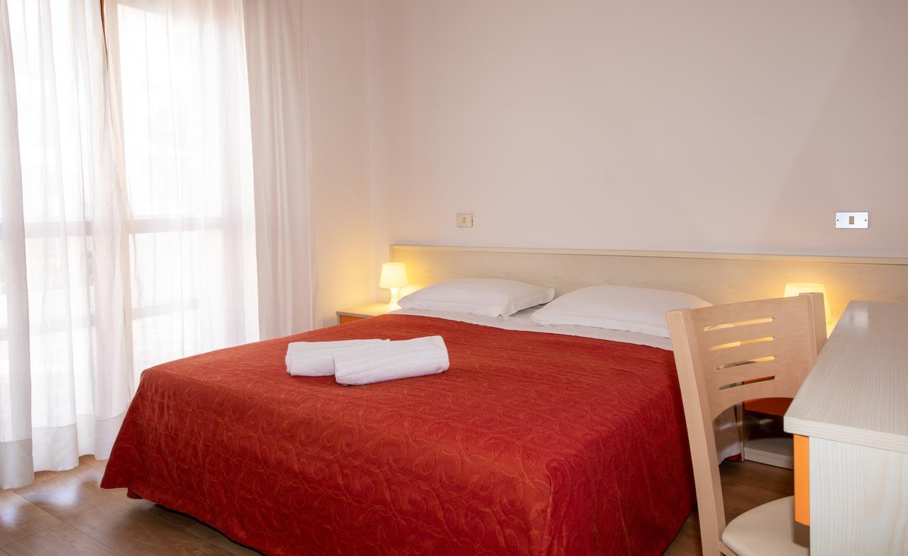 Hotel Nazionale Lido di Jesolo Kültér fotó