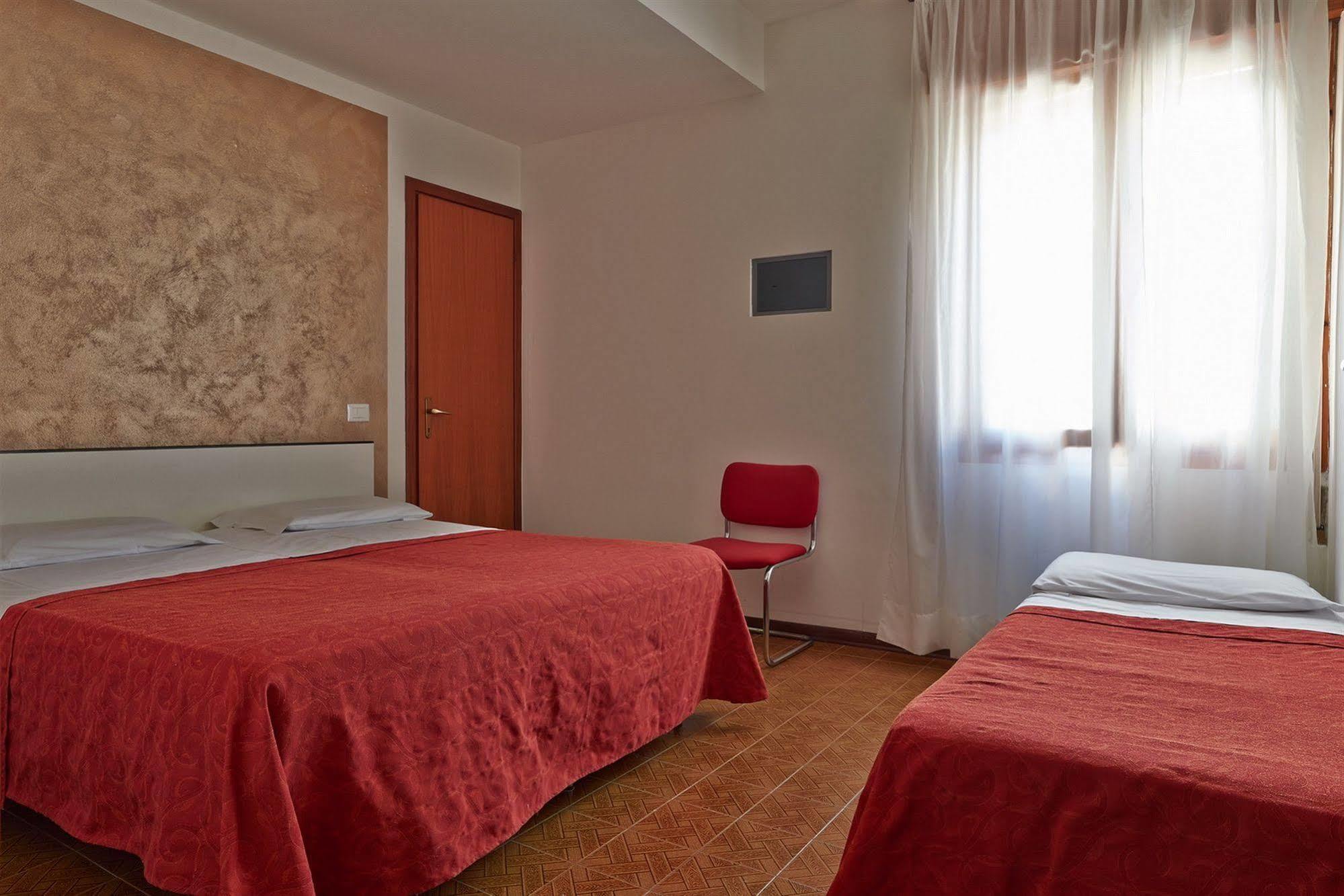 Hotel Nazionale Lido di Jesolo Kültér fotó